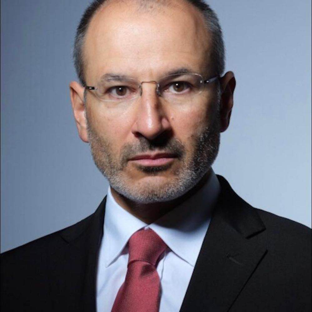 MAE: Românii blocaţi în Orientul Mijlociu să rămână în siguranţă; Repatrierea, posibilă doar după redeschiderea spaţiului aerian